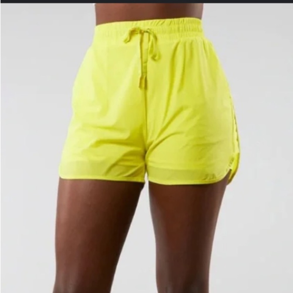 Tiki Yellow Flo Shorts
